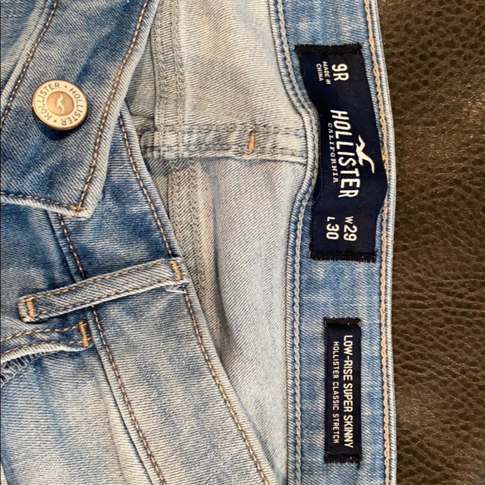 Hollister sz 9R Low Rise Super Skinny jeans